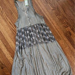 NWT-Racerback, sleeveless duster